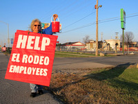 Teachers rally to help workers