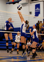 Cougars sweep Royals in volleyball
