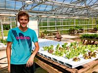 New Palestine teen engineers greenhouse project for Hope Center Indy