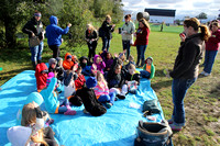 Students spend a day at the orchard